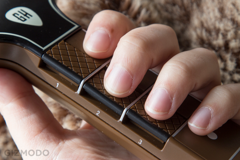 Illustration for article titled Guitar Hero Is Back This Fall, And You'll Only Need Three Fingers